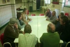 El PA enumera y apoya las demandas vecinales de la barriada de El Cobre