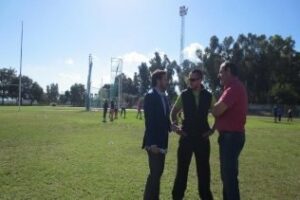 Deportes y Club Bahía 89 promocionan el rugby en los centros escolares