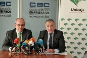 Unicaja y CEC firman un acuerdo del que podrán beneficiarse más de 16.000 pymes en la provincia