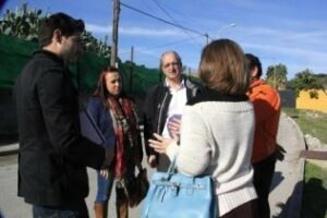 Vecinos de Pajarete bajo reclaman atención a sus demandas