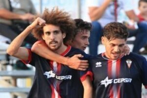 Mantener el liderato pasa por ganar en Écija