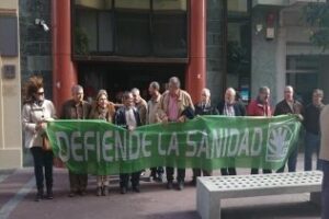 El PA se concentra ante la subdelegación de la Junta de Andalucía