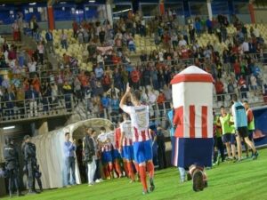 El Algeciras premia a sus fieles con una goleada (5-0)