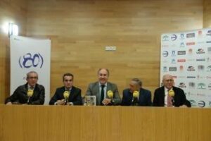 Pepe Ojeda presenta sus memorias radiofónicas