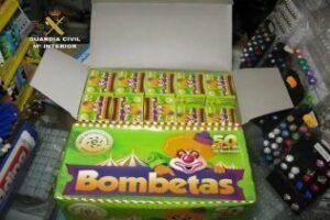 La Guardia Civil interviene material pirotécnico vendido de forma ilegal