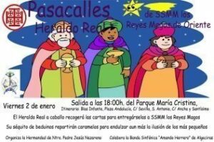 El dos de enero pasacalles del Heraldo Real a Caballo y su séquito de beduinos