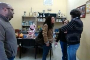 IU presta su colaboración a las iniciativas infantiles en barriadas
