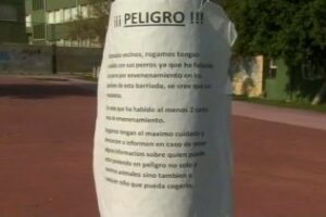 Retirados los carteles de la zona de la cornisa, sobre