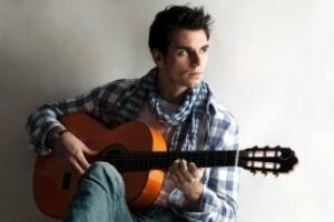 José Barberán publica Tributo a las grandes voces del Siglo XX