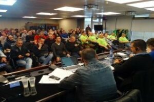 La Estiba rechaza la política de puertos dictada desde los tribunales