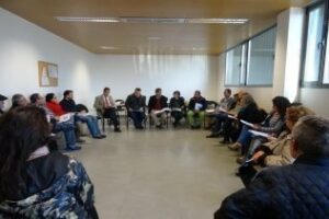 Vecinos de El Saladillo ejecutan obras en zonas comunes para compensar el alquiler de sus viviendas