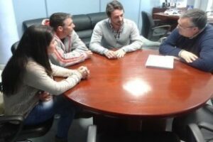 Cepsa "despide" sin despedir a 10 sanitarios de su refinería en la comarca