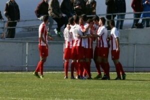 El Algeciras sufre y gana al Écija (1-0)
