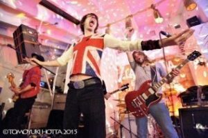 Algeciras recibió el rabioso beso de Los Labios