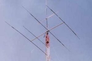 Imputada una persona por el robo de una antena de televisión sorprendido por el propietario