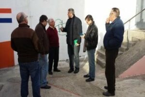 El PA denuncia el estado las carencias en limpieza y el estado de las calles en La Bajadilla