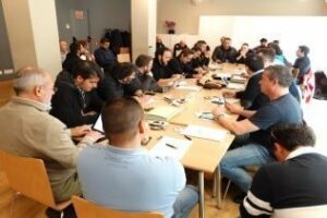 Los estibadores "esperan" a la reunión con la ministra