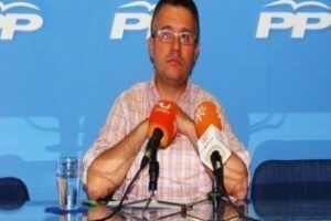 Alejandro Sánchez vinculado con el Pequeño Nicolás tras el registro de la casa de Gómez