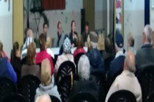 Nieto mantiene un encuentro con vecinos de La Juliana