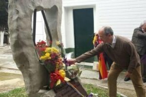 El Psoe se suma al recuerdo de quienes defendieron con su vida la república