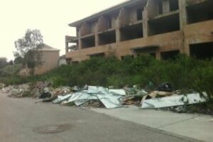 "Algeciras SI se puede" comprueba pese a las denuncias la grave situación de la escombrera de El Cobre