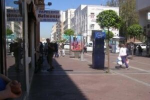 El PA denuncia que "los soportes publicitarios inundan Algeciras"