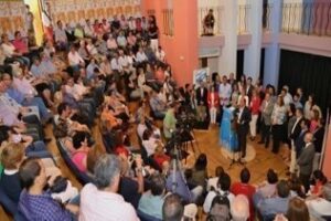 Landaluce presenta su candidatura para los próximos cuatro años como "garantía de estabilidad"