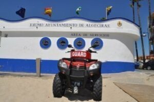 El Rinconillo y Getares ya cuentan con servicio de socorristas