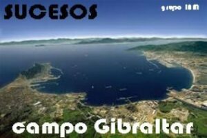 Un camión vuelca en la A-7 a la altura de Sotogrande y el conductor sale ileso