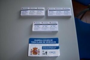 La Guardia Civil denuncia a aparcacoches ilegales en zonas comerciales de la comarca