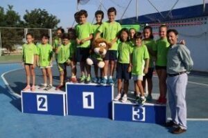 Las pistas Enrique Talavera" acogen el fin de temporada del Club de Atletismo La Inmaculada