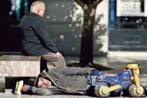 El Ayuntamiento y la Cruz Blanca pondrán en marcha un centro de estancia para indigentes