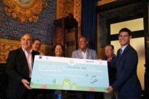 Algeciras es la ganadora del parque infantil de la campaña de reciclaje de vidrio Contenedor de Oro"