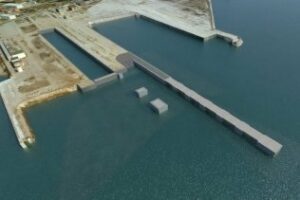 La APBA adjudica por 20 millones de euros las obras de prolongación del muelle norte de Campamento