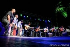 El Parque María Cristina vuelve para disfrutar de Guitarras por Paco" (fotos)