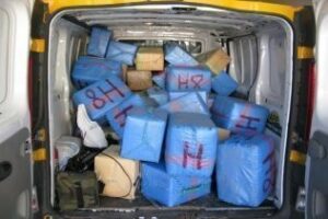 La Guardia Civil interviene 1.700 kilos de hachís