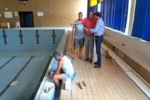 Mejoras en la piscina del pabellón de cara a la próxima temporada