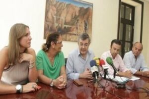 Fernández presenta el nuevo equipo de gobierno de la Mancomunidad