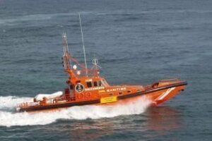 Interceptan una embarcación con ocho inmigrantes a 3,5 millas de Tarifa