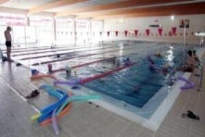 Se cierra de nuevo la piscina cubierta de Los Barrios tras una orden de Sanidad