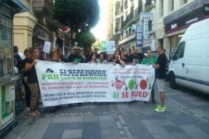 La PAH presenta su nueva campaña y critica duramente el visita de Rajoy a Algeciras