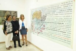 Pintor inaugura en el centro documental la exposición multidisciplinar de Javier Cádiz