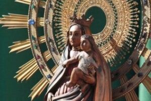 Conferencia sobre la historia del patronazco de la Virgen del Pilar en la Guardia Civil