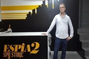 La entrevista.com: "Para el problema de la infidelidad tenemos infinidad de soluciones"