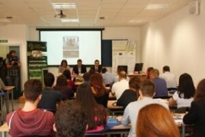 El edificio I+D+i del Campus Tecnológico acoge una jornada sobre oportunidades de empleo y formación en Europa