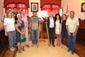 Fuerza para un cartel que anuncia la próxima Recreación