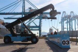 Casi 800 estibadores han sido homologados ya para trabajar en ETT