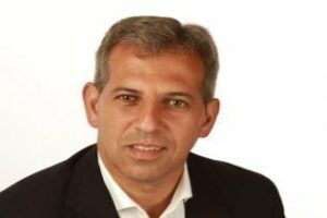 Galindo denuncia una campaña de "miedo" a los empresarios de Tarifa por parte de Gil