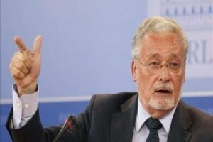 El Defensor del Pueblo exige al equipo de Gobierno el informe sobre pago a proveedores