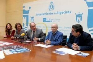 Ayuntamiento y Apymeal presentan los actos navideños para el centro comercial abierto